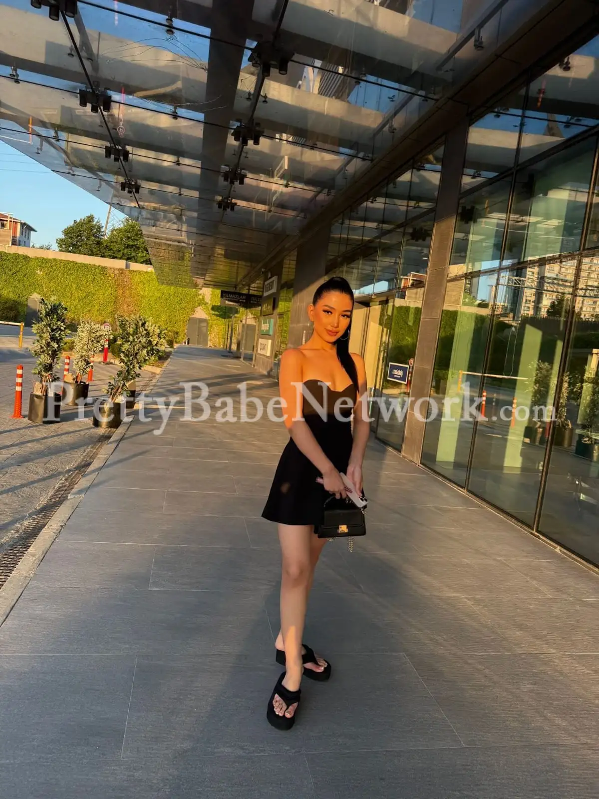 Foreign Turkish girl Özge is Looking for a Dating & Sex Companion around Mysore Road, Bangalore